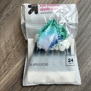 NWT 24ct Eye Shadow Applicators